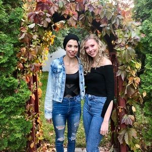 Meet your Posher, Selina